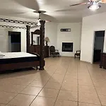 Desert Hills Fun Home Pool Spa 6 Room 9 Bed 15Ppl